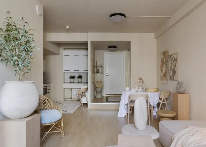 Luxurious And Super With Balcony 아파트